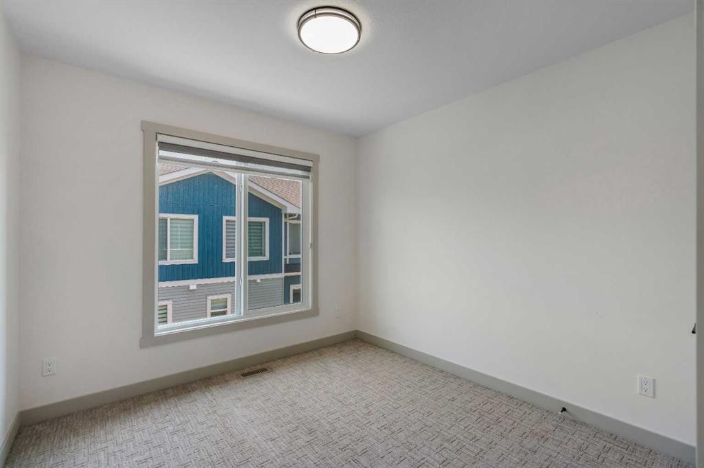 414 Corner Meadows Square Ne, Calgary, AB - Indoor Photo Showing Other Room