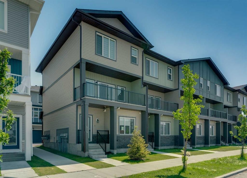 414 Corner Meadows Square Ne, Calgary, AB - Outdoor With Balcony With Facade