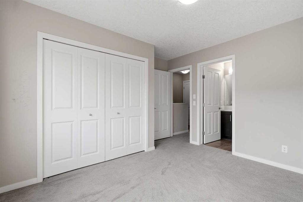 656 Copperpond Boulevard Se, Calgary, AB