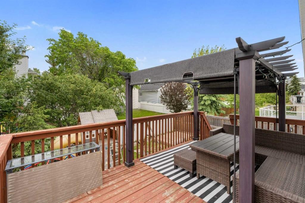 358 Hawkstone Drive Nw, Calgary, AB - Outdoor With Deck Patio Veranda With Exterior
