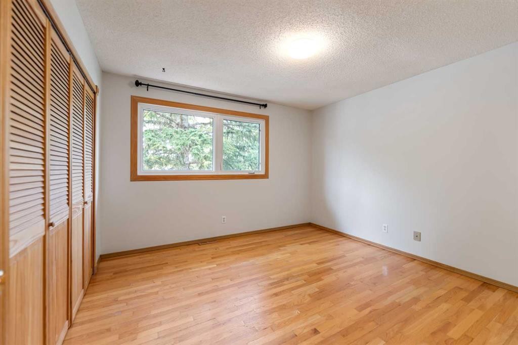 14695 Deer Ridge Drive Se, Calgary, AB - Indoor Photo Showing Other Room