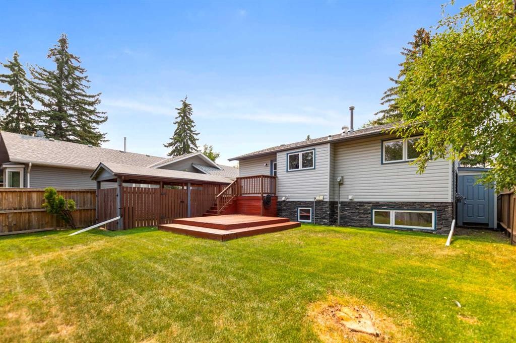 14695 Deer Ridge Drive Se, Calgary, AB - Outdoor