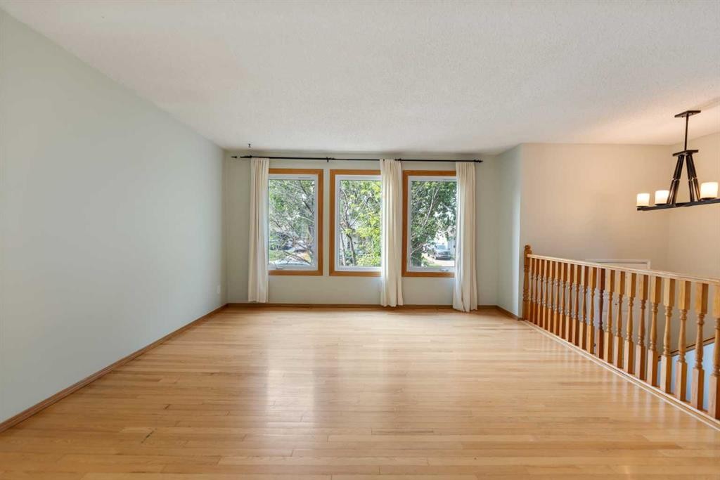 14695 Deer Ridge Drive Se, Calgary, AB - Indoor Photo Showing Other Room