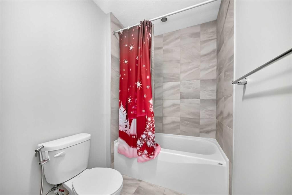 247 Cityscape Way Ne, Calgary, AB - Indoor Photo Showing Bathroom
