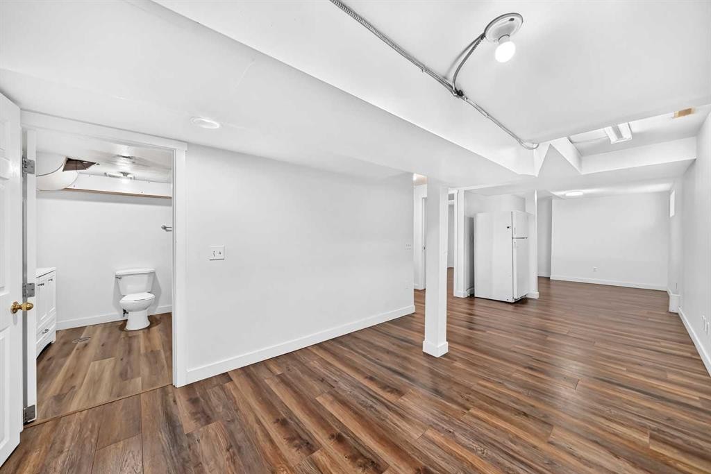 37 Martingrove Way Ne, Calgary, AB - Indoor Photo Showing Other Room