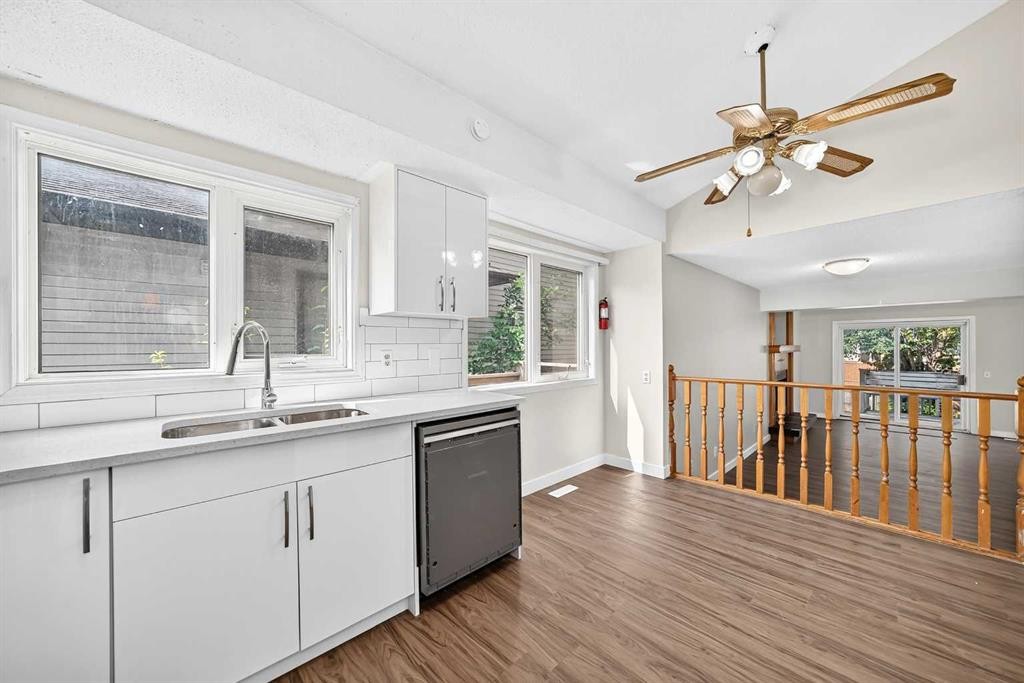 37 Martingrove Way Ne, Calgary, AB - Indoor Photo Showing Kitchen With Double Sink