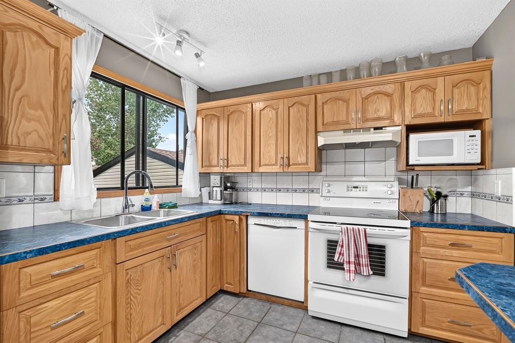 961 Ranchview Crescent Nw, Calgary, AB