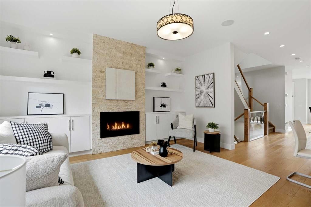 3817 Centre A Street Ne, Calgary, AB - Indoor Photo Showing Living Room With Fireplace