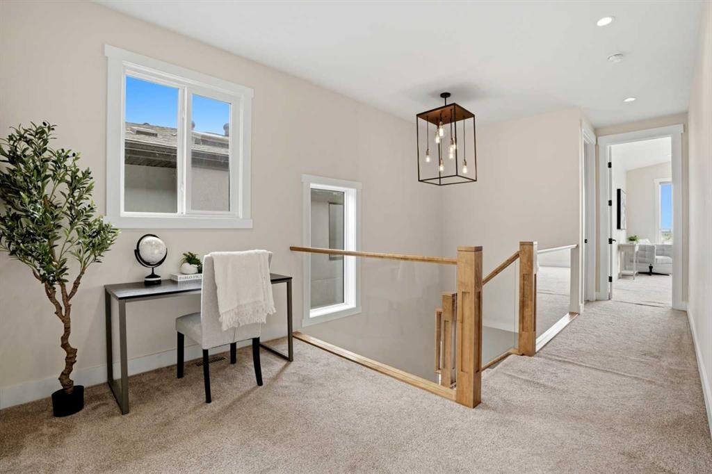 3817 Centre A Street Ne, Calgary, AB - Indoor Photo Showing Other Room