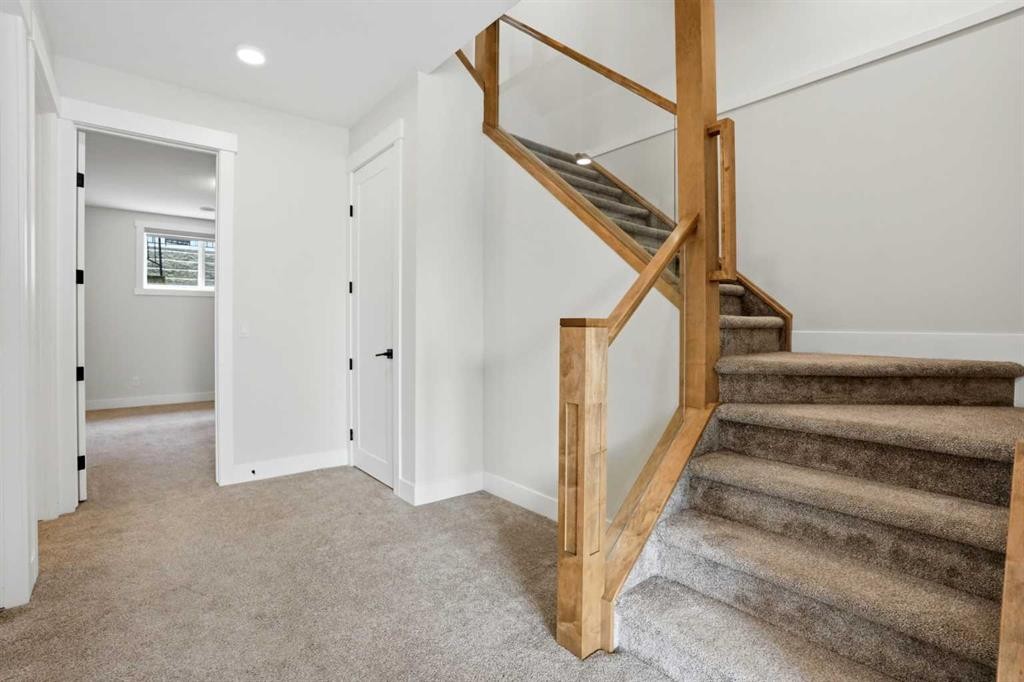 3817 Centre A Street Ne, Calgary, AB - Indoor Photo Showing Other Room