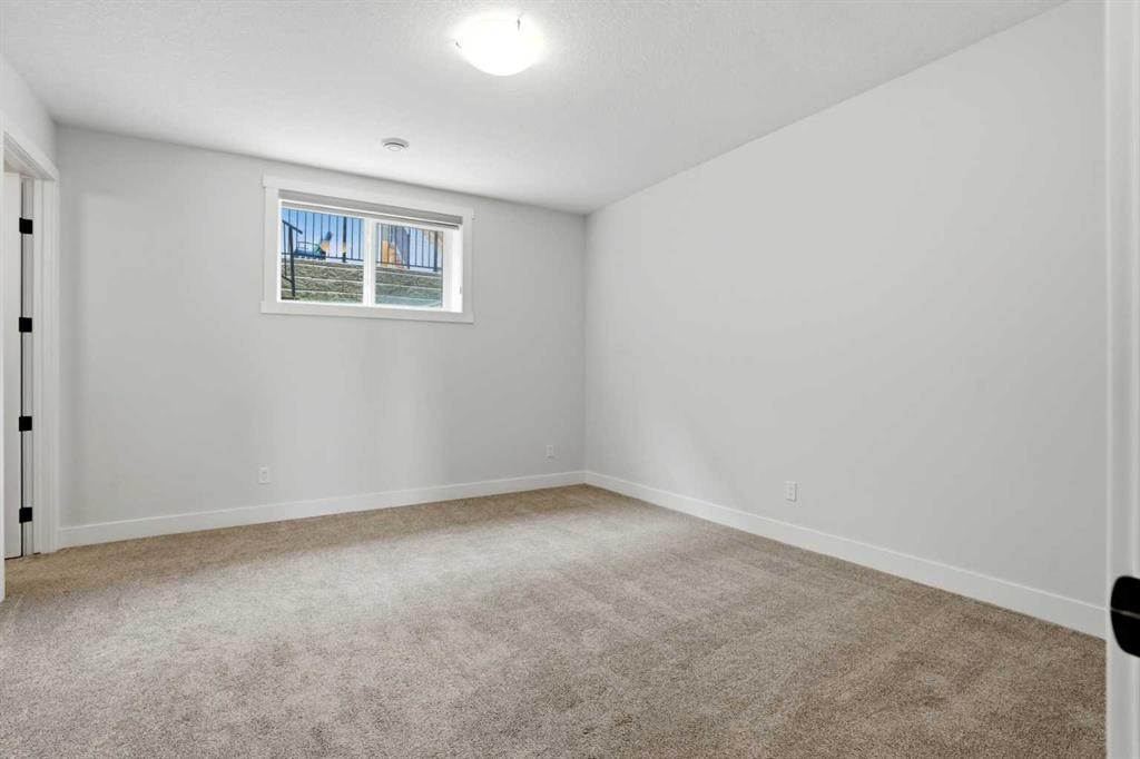 3817 Centre A Street Ne, Calgary, AB - Indoor Photo Showing Other Room