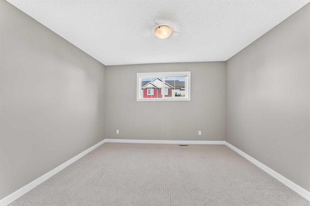 141 Pantego Lane Nw, Calgary, AB - Indoor Photo Showing Other Room