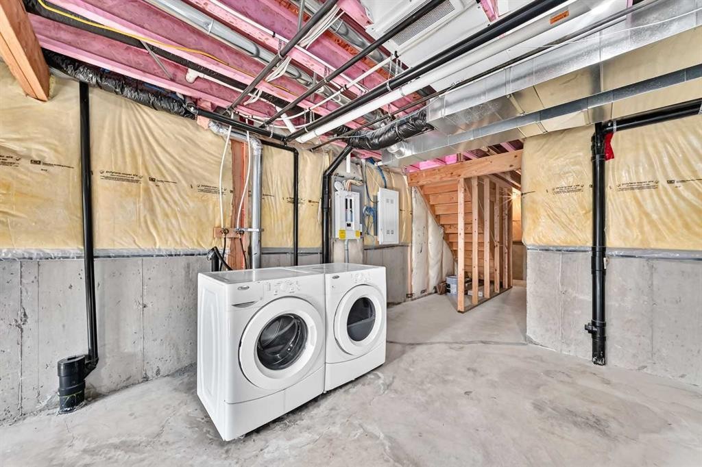 141 Pantego Lane Nw, Calgary, AB - Indoor Photo Showing Laundry Room