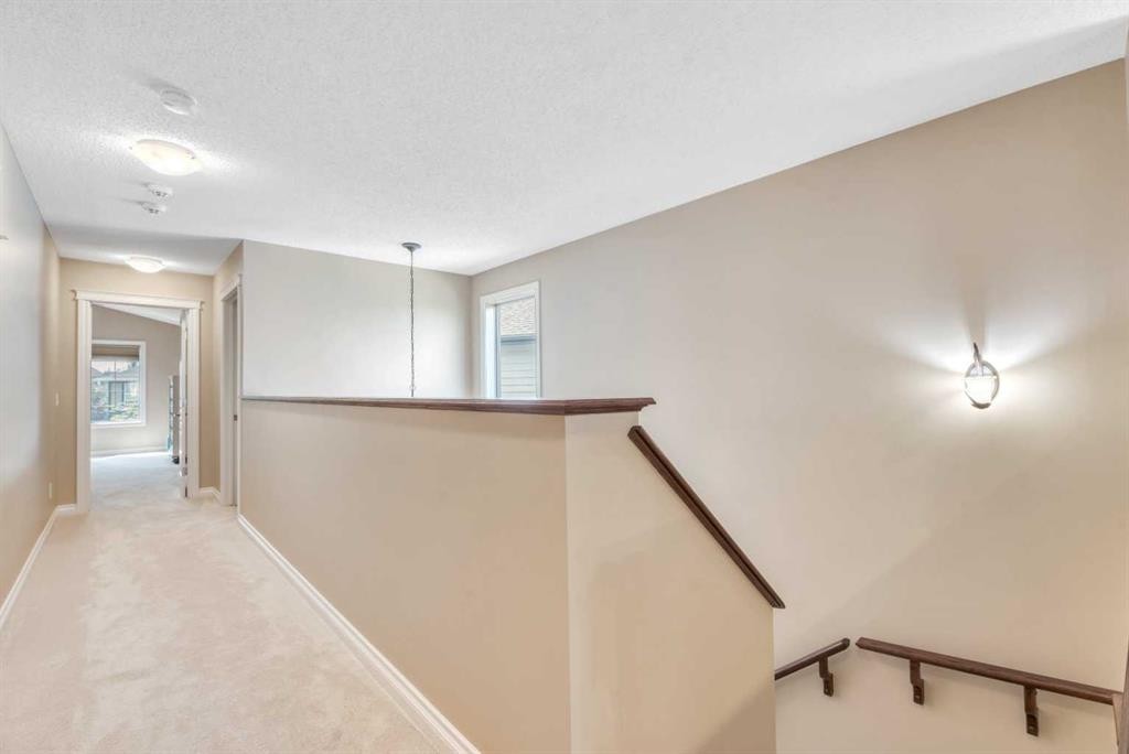 331 Mahogany Court Se, Calgary, AB - Indoor Photo Showing Other Room