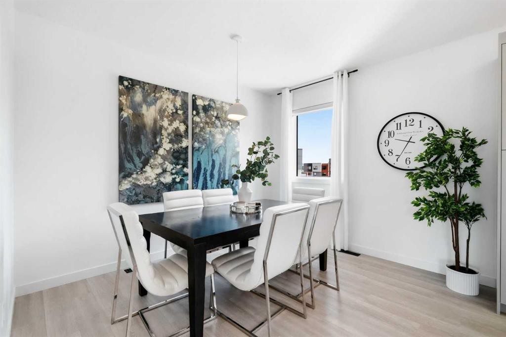 108 Na'A Heights Sw, Calgary, AB - Indoor Photo Showing Dining Room