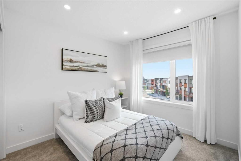 108 Na'A Heights Sw, Calgary, AB - Indoor Photo Showing Bedroom
