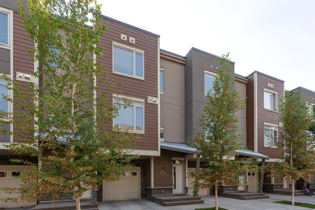 16 Westpark Common Sw, Calgary, AB - Outdoor With Facade