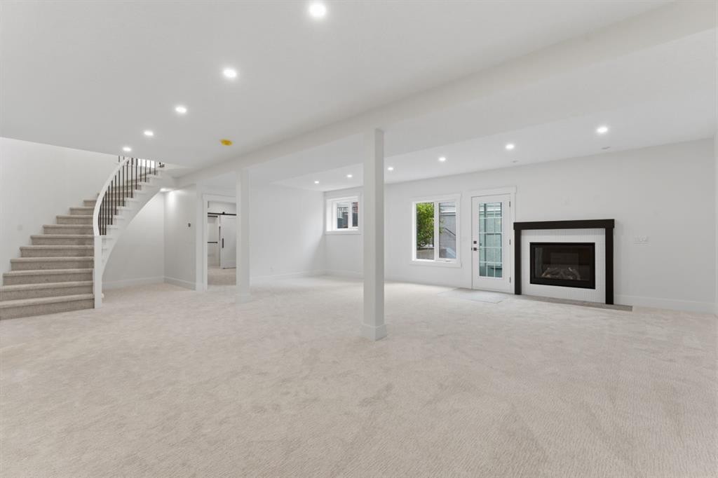 12 Prominence Point Sw, Calgary, AB - Indoor