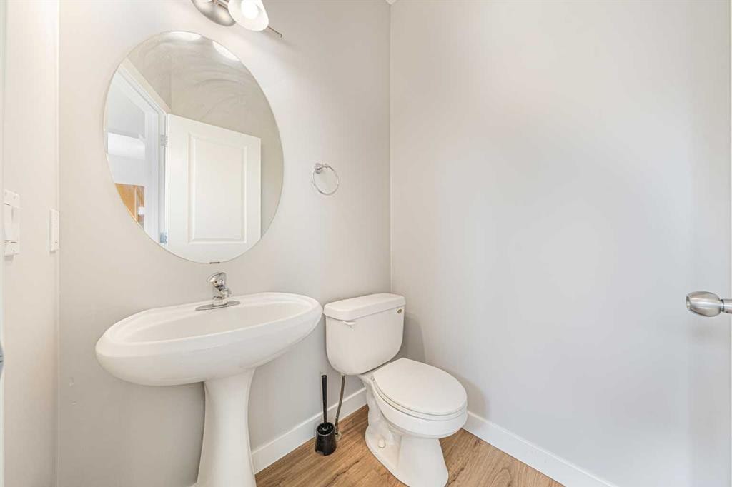 183 Silverado Way Sw, Calgary, AB - Indoor Photo Showing Bathroom
