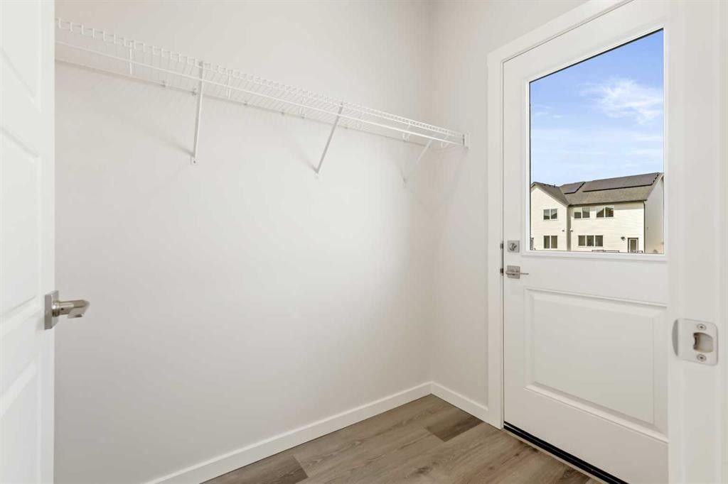 36 Heartwood Lane Se, Calgary, AB - Indoor