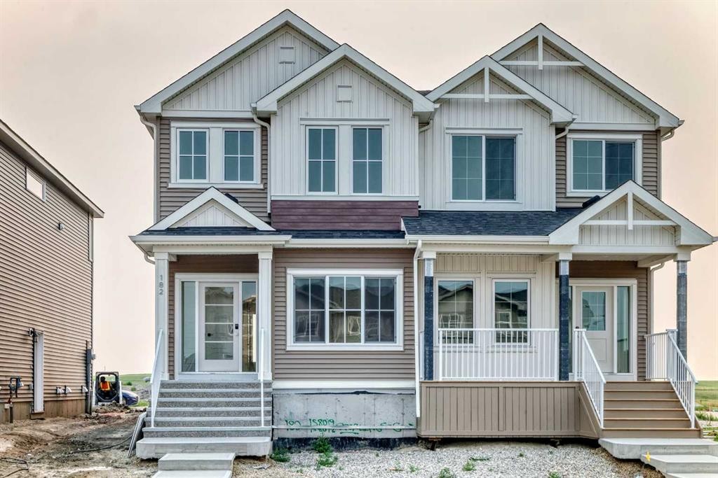 182 Lanark Gate Se, Airdrie, AB - Outdoor With Facade