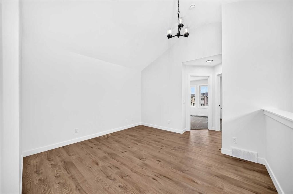 182 Lanark Gate Se, Airdrie, AB - Indoor Photo Showing Other Room