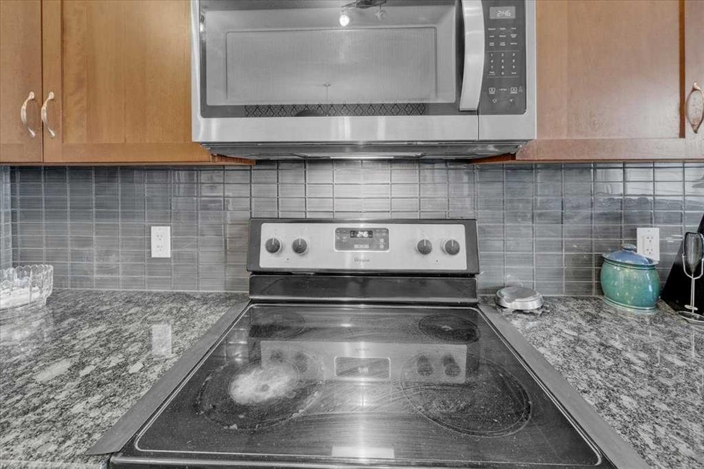 226 Sunset Point, Cochrane, AB - Indoor