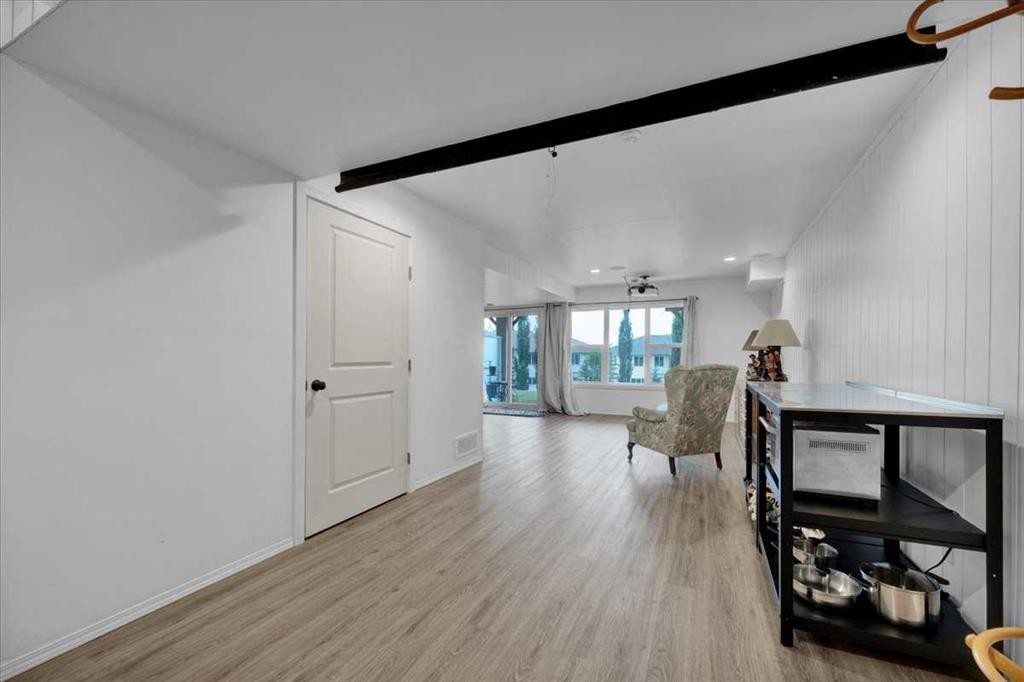 226 Sunset Point, Cochrane, AB - Indoor Photo Showing Other Room