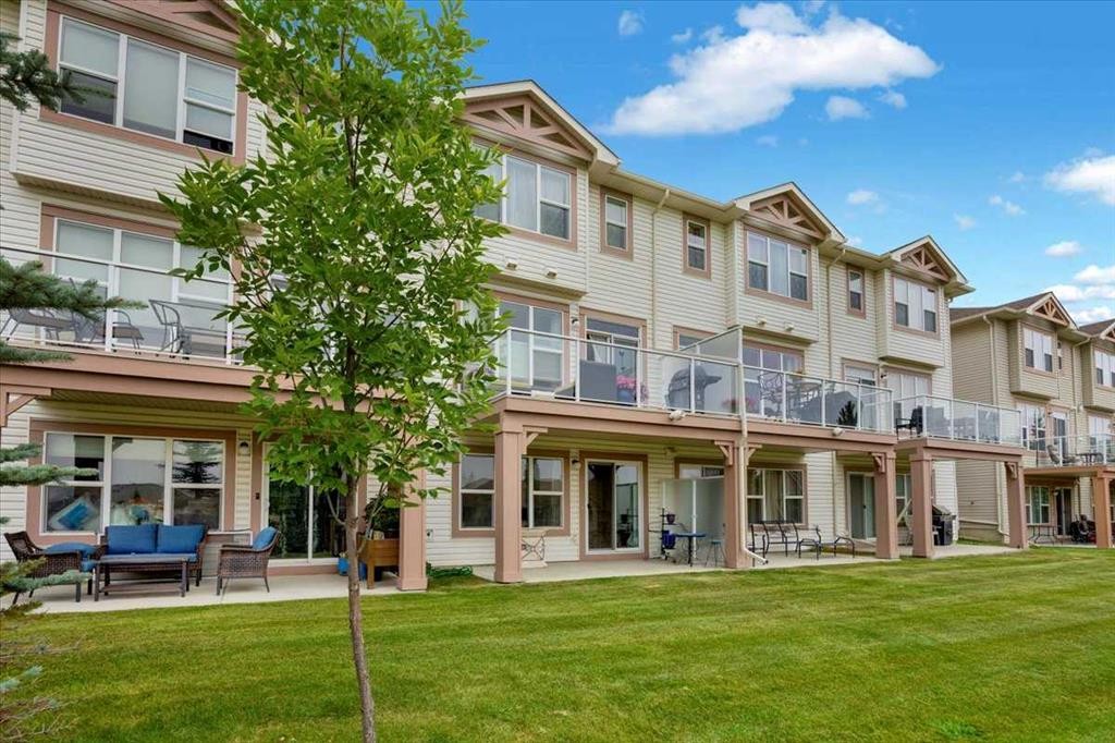 226 Sunset Point, Cochrane, AB - Outdoor With Deck Patio Veranda