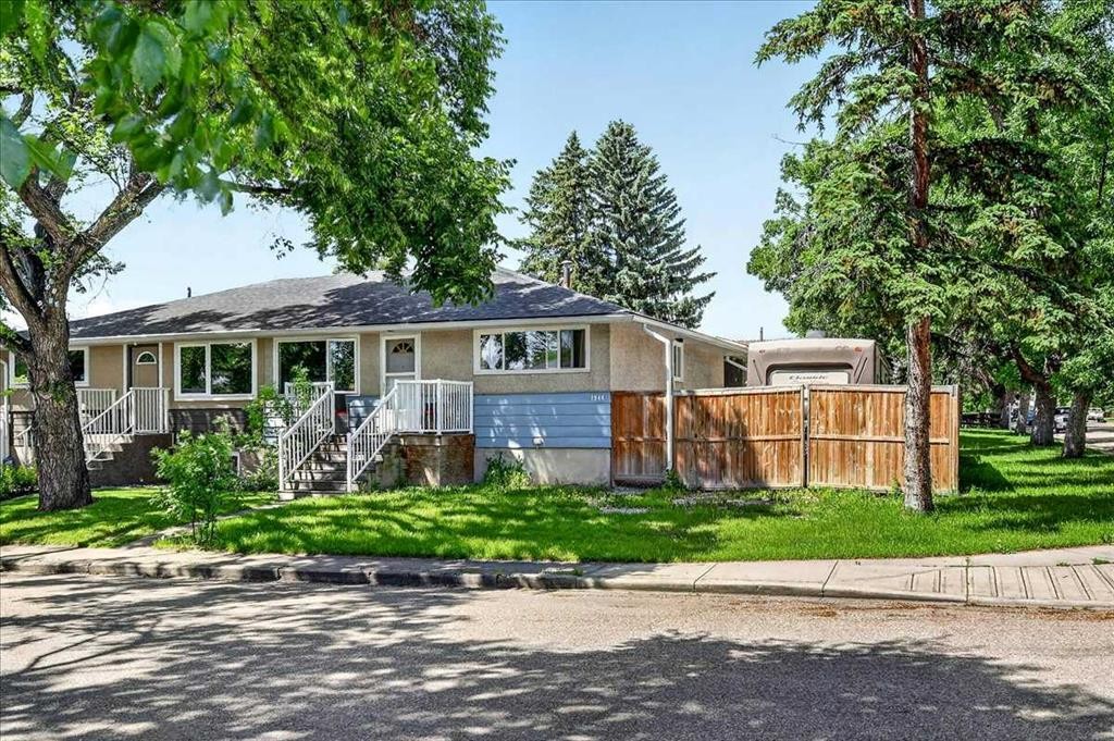 1944 10 Avenue Ne, Calgary, AB - Outdoor