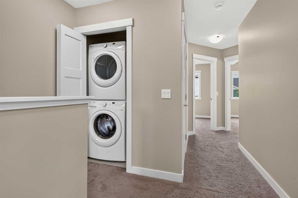558 Evanston Manor Nw, Calgary, AB - Indoor Photo Showing Laundry Room