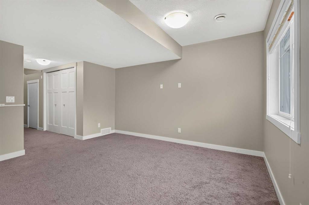 558 Evanston Manor Nw, Calgary, AB - Indoor Photo Showing Other Room