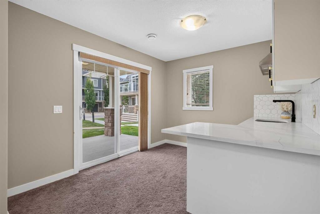 558 Evanston Manor Nw, Calgary, AB - Indoor