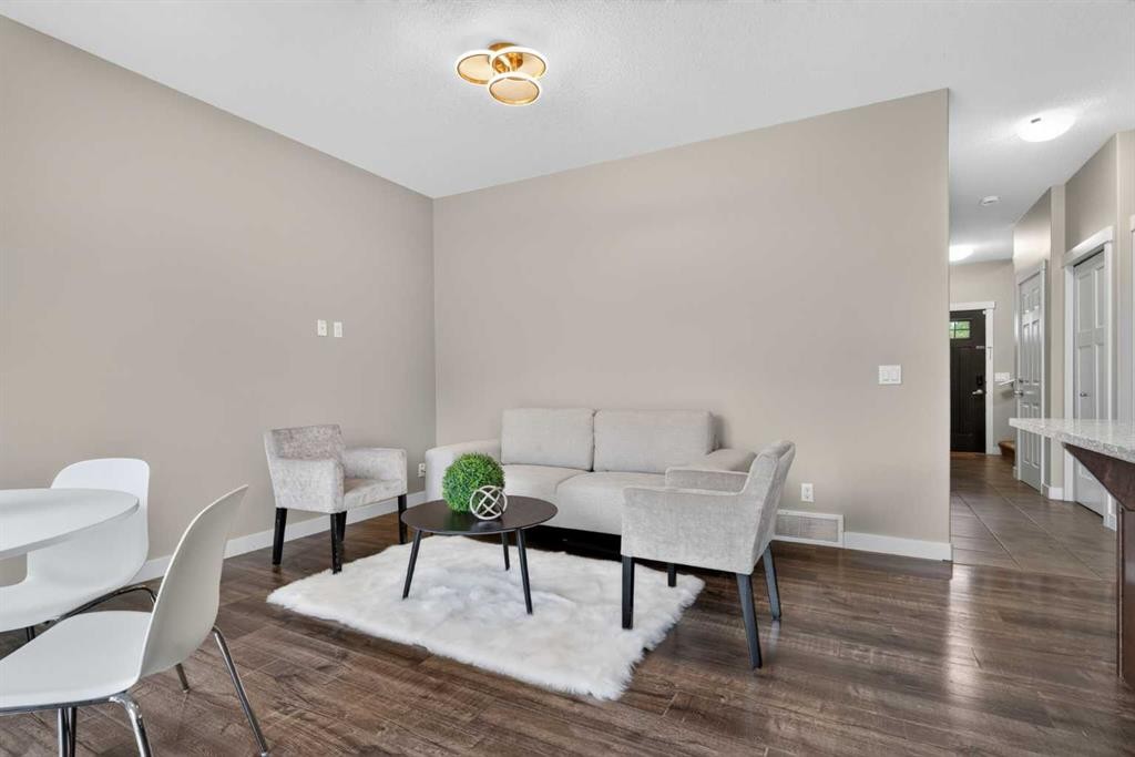 558 Evanston Manor Nw, Calgary, AB - Indoor