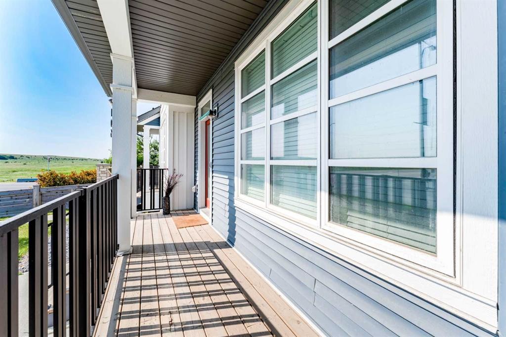 105 Highview Gate Se, Airdrie, AB - Outdoor With Exterior