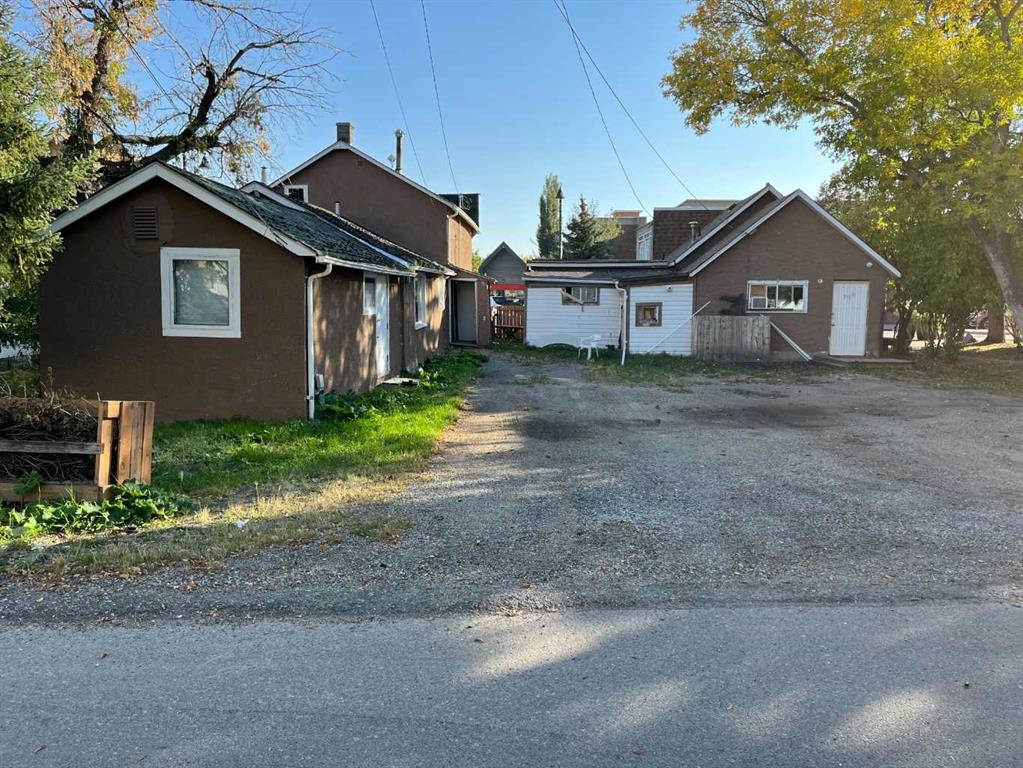 20 Mcrae Street, Okotoks, AB