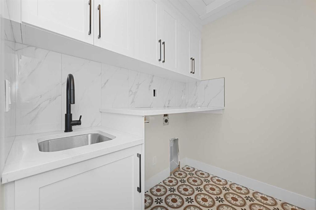500 Rivercrest View, Cochrane, AB - Indoor