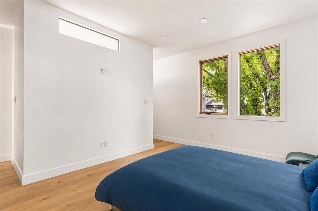 517 28 Avenue Nw, Calgary, AB - Indoor