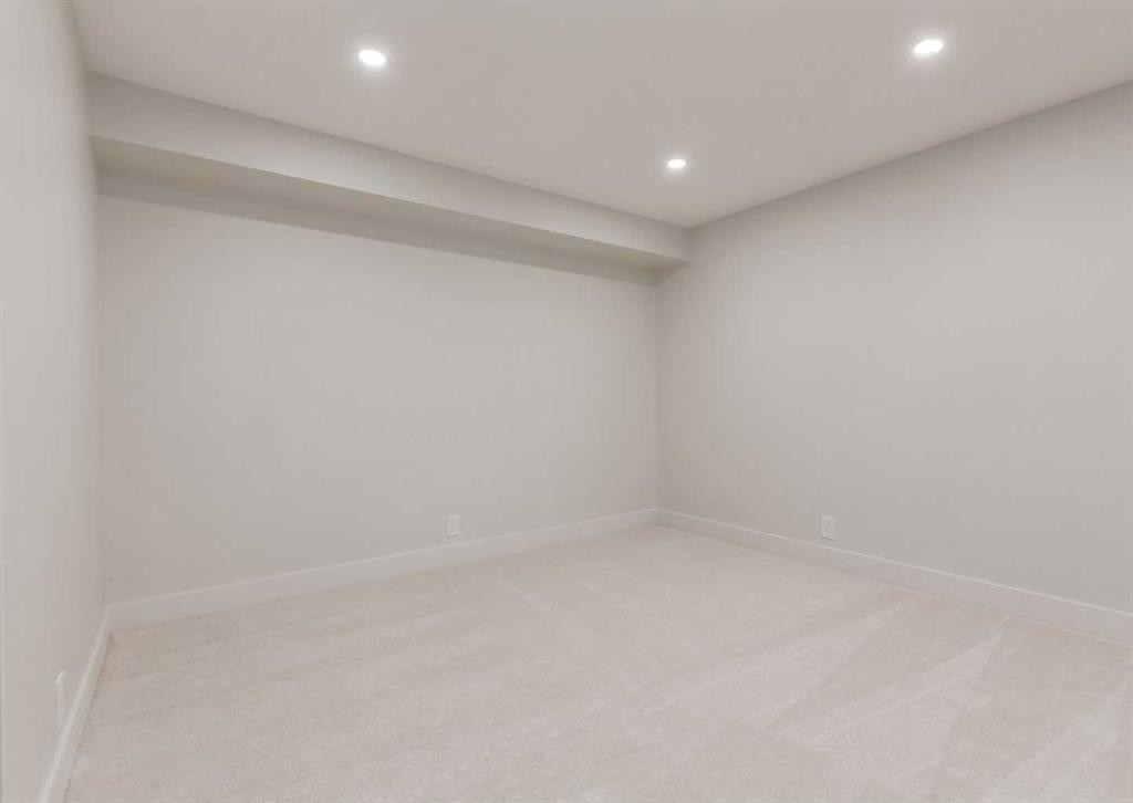 6460 Silver Ridge Way Nw, Calgary, AB - Indoor Photo Showing Other Room