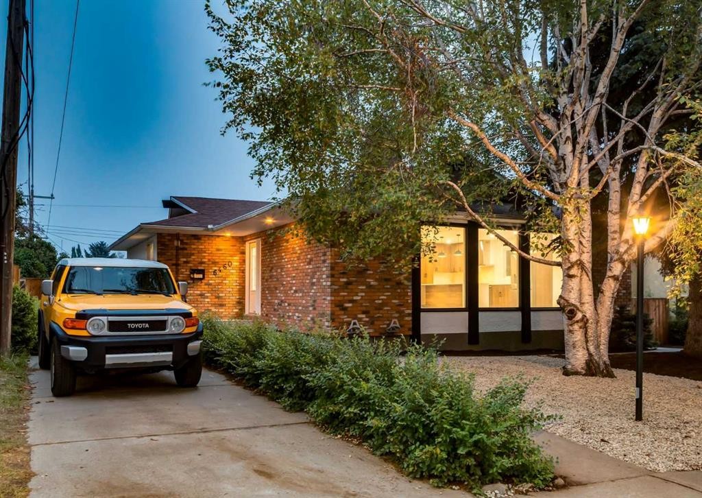 6460 Silver Ridge Way Nw, Calgary, AB - Outdoor
