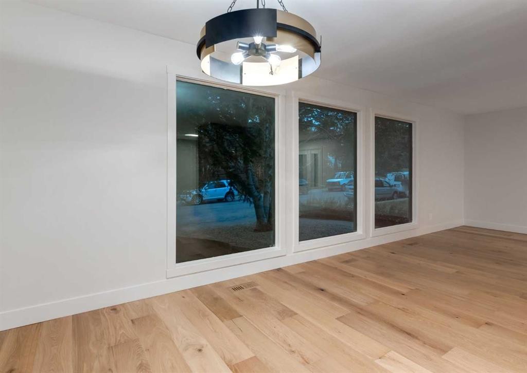 6460 Silver Ridge Way Nw, Calgary, AB - Indoor Photo Showing Other Room