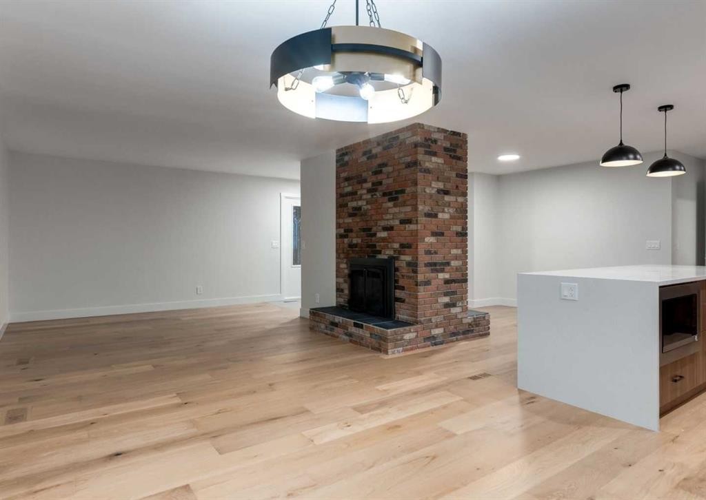 6460 Silver Ridge Way Nw, Calgary, AB - Indoor With Fireplace