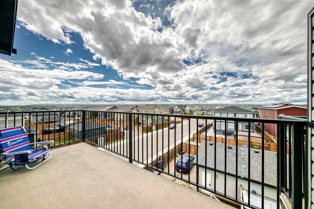 107 Lucas Boulevard Nw, Calgary, AB - Outdoor With View