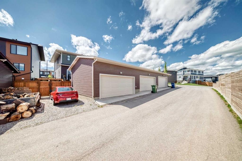 116 Precedence Way, Cochrane, AB - Outdoor