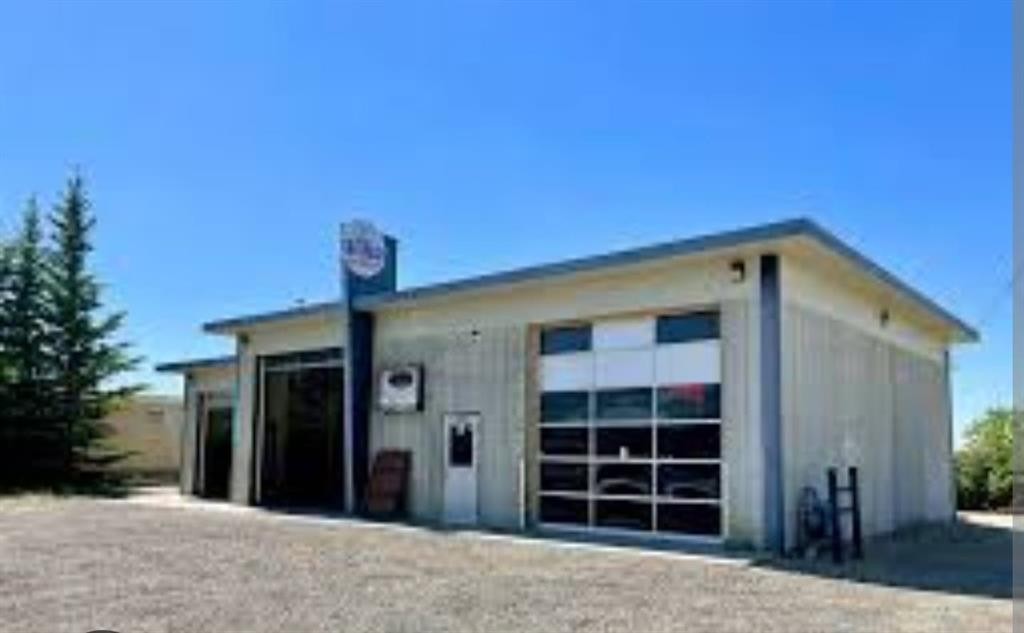 430 1St Avenue, Irricana, AB