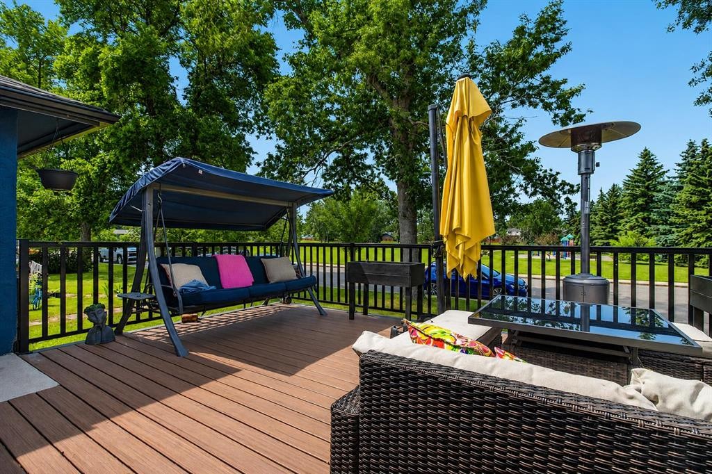 6420 18 Street Se, Calgary, AB - Outdoor With Deck Patio Veranda