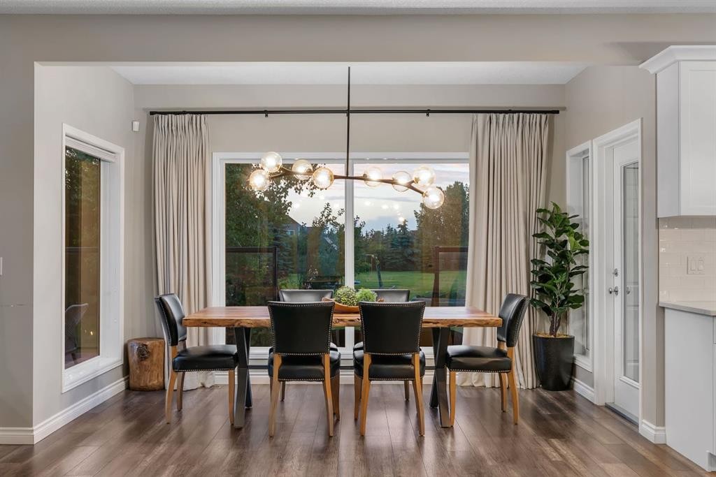 112 Pinto Lane Se, Airdrie, AB - Indoor Photo Showing Dining Room