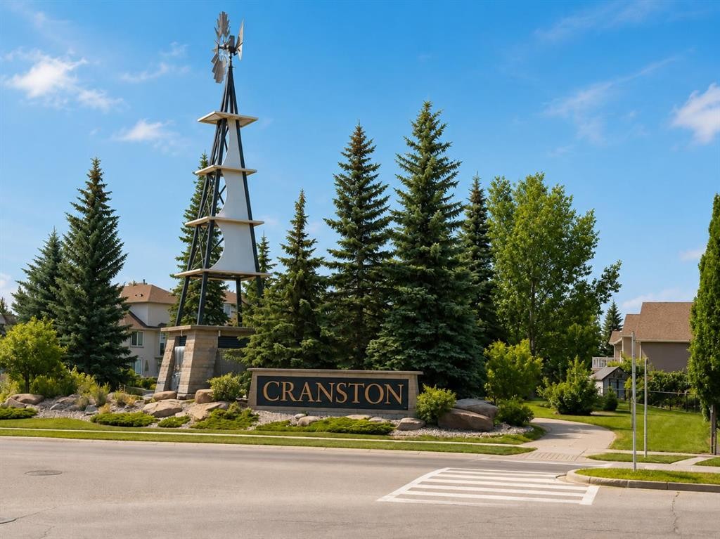 92 Cranleigh Close Se, Calgary, AB - Outdoor