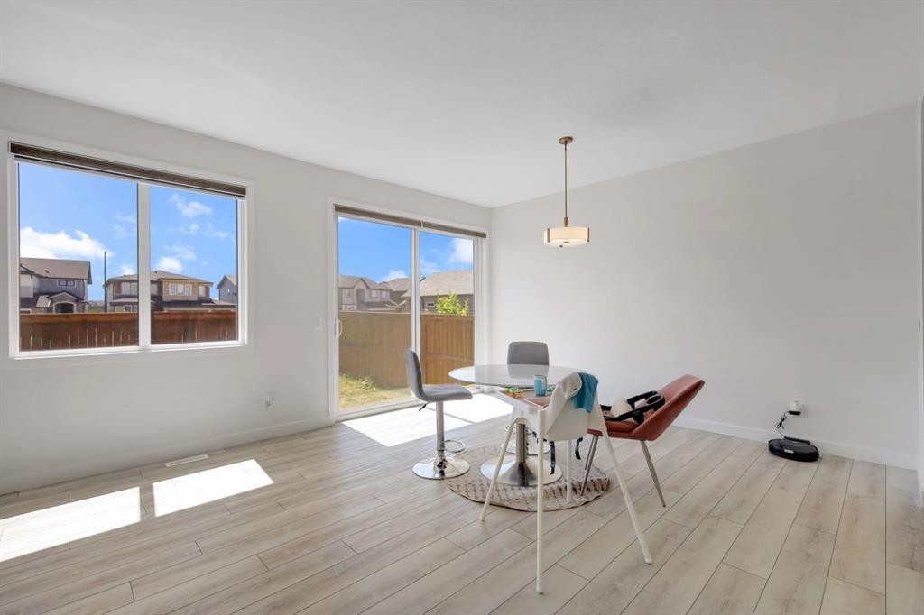 423 Legacy Circle Se, Calgary, AB - Indoor