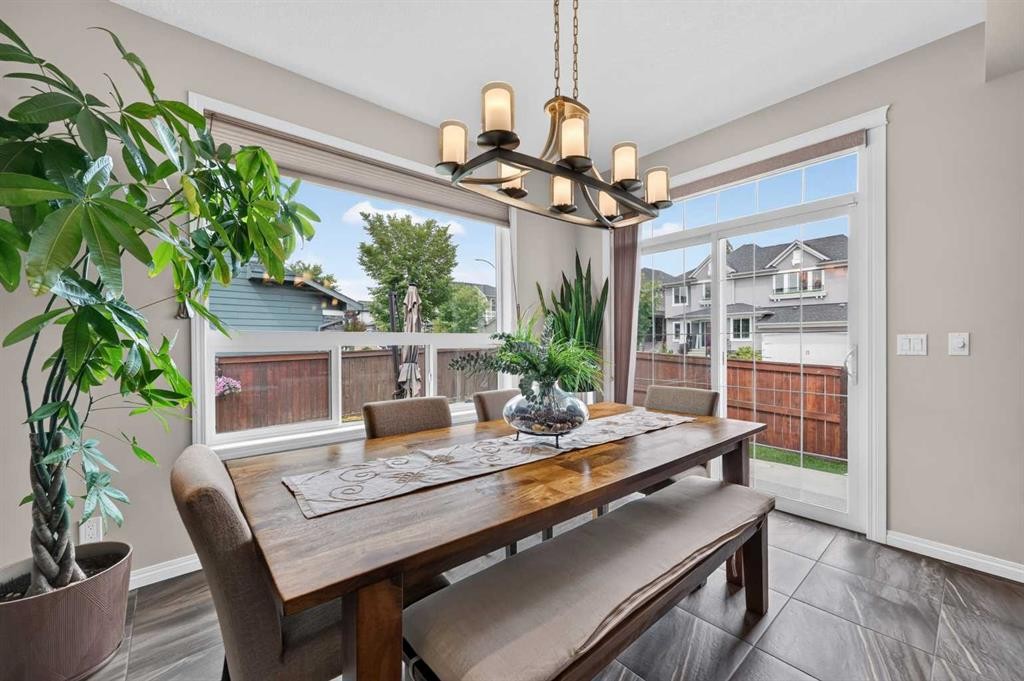 131 Cranarch Crescent Se, Calgary, AB - Indoor Photo Showing Dining Room
